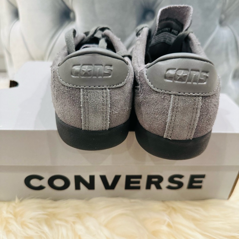 Women’s Converse - Picture 3 of 7